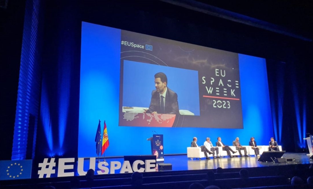 During EU Space Week, participants learned how EU Space Traffic Management (STM) is working to mitigate the threat of space debris colliding with satellites. During EU Space Week, participants learned how EU Space Traffic Management (STM) is working to mitigate the threat of space debris colliding with satellites.