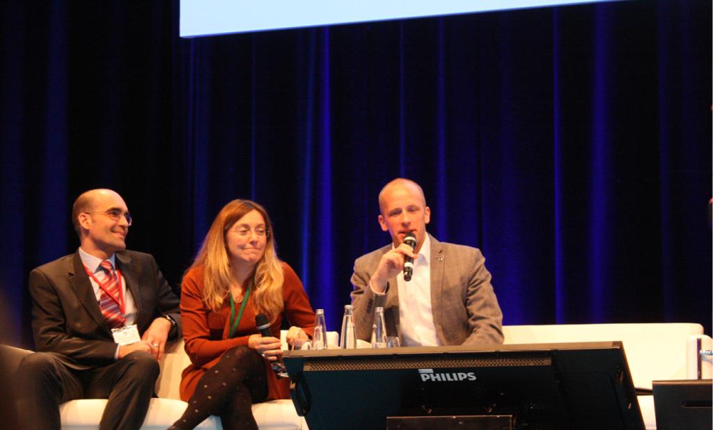 The GSA’s Fiammetta Diani (centre) told the conference that GNSS is ready to meet augmented reality’s needs in terms of ubiquity, accuracy and security.