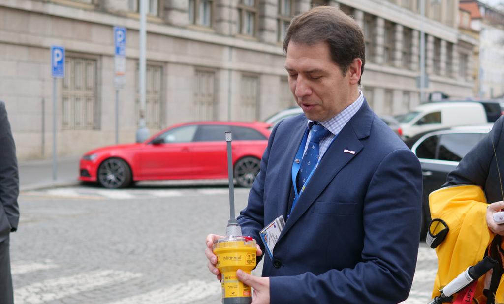 The RLS was successfully tested with a Kannad SafePro emergency position indicating radio beacon.