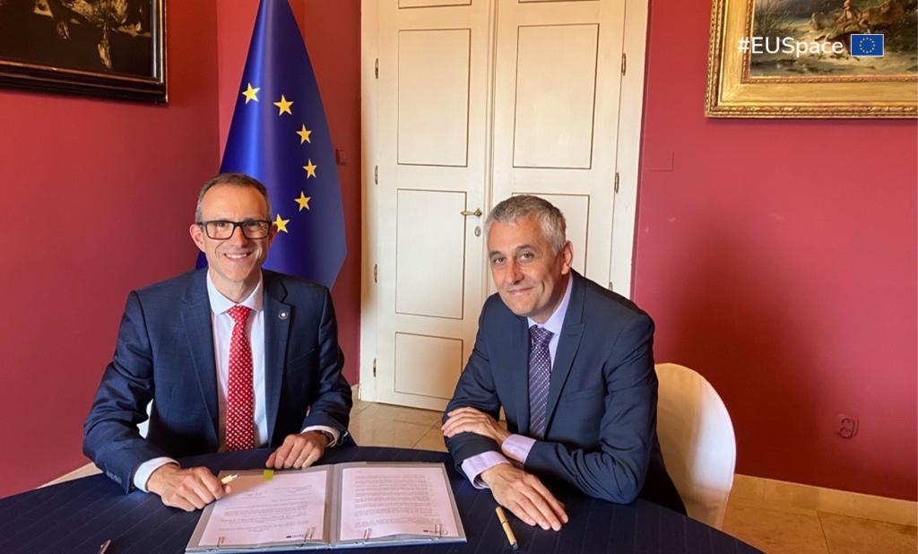 SAB and SatCen sign memorandum of cooperation