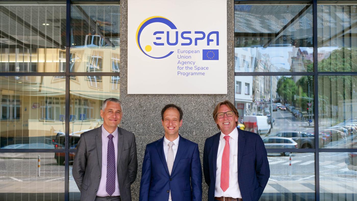 Philippe Bertrand, EUSPA SAB Chair, Rodrigo da Costa, EUSPA Executive Director, Bruno Vermeire, outgoing EUSPA SAB chair