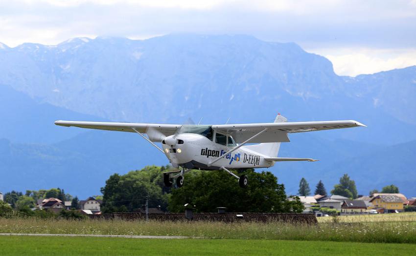 You can now download the Safety Assessment Guidelines for the implementation of EGNOS-based instrument approaches to non-instrument runways located at aerodromes serving General Aviation. 