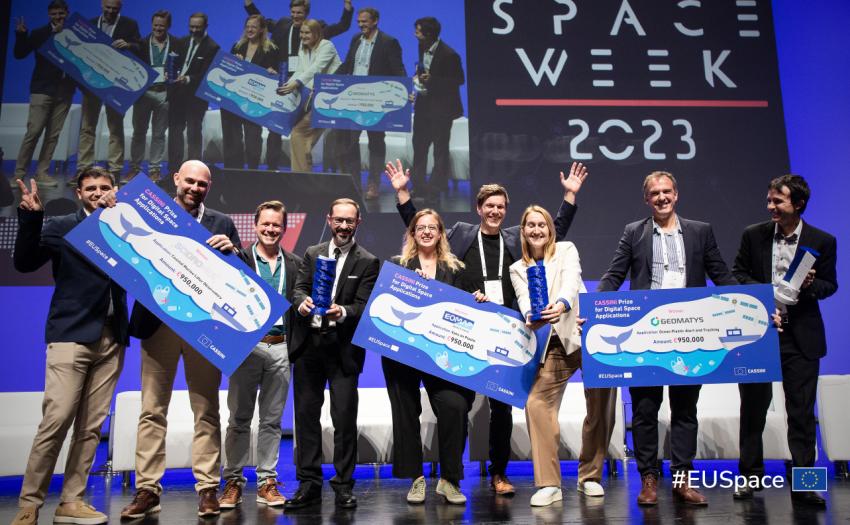 Discover the CASSINI Prize for digital space applications, dedicated in seeking winning, innovative, space-based solutions ready to detect, monitor and remove plastics, microplastics and other litter from our oceans and waterways.