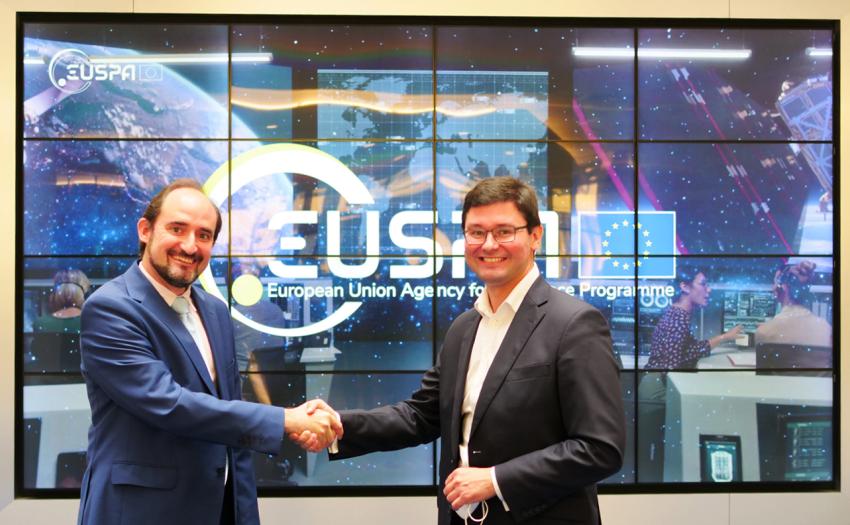 EUSPA Administrative Board Deputy Chair Juan Manuel del Salvador Codosero Bolaños and EUSPA AB Chair Mr Václav Kobera at EUSPA Headquarters in Prague.