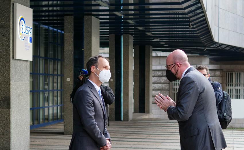EUSPA Executive Director, Rodrigo da Costa greets European Council President, Charles Michel. 