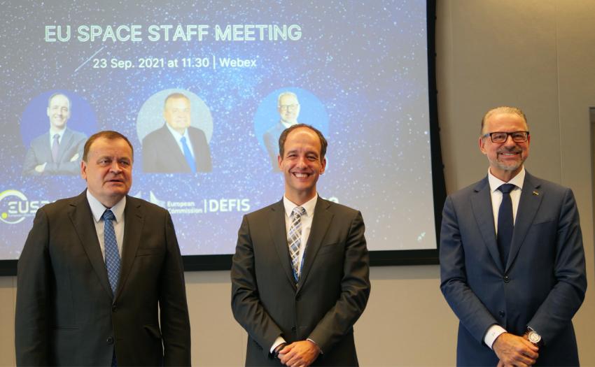 Timo Pesonen, Rodrigo da Costa and Josef Aschbacher at EUSPA headquarters in Prague, Czech Republic.