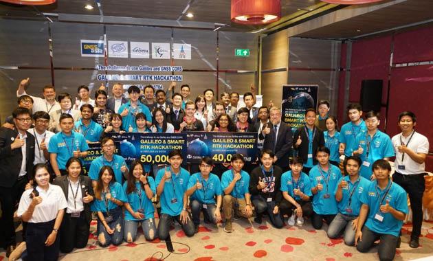 The hackathon brought together a large group of participants from a wide range of disciplines.