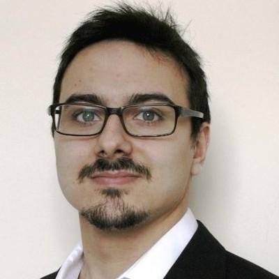 Raúl González Muñoz Picture